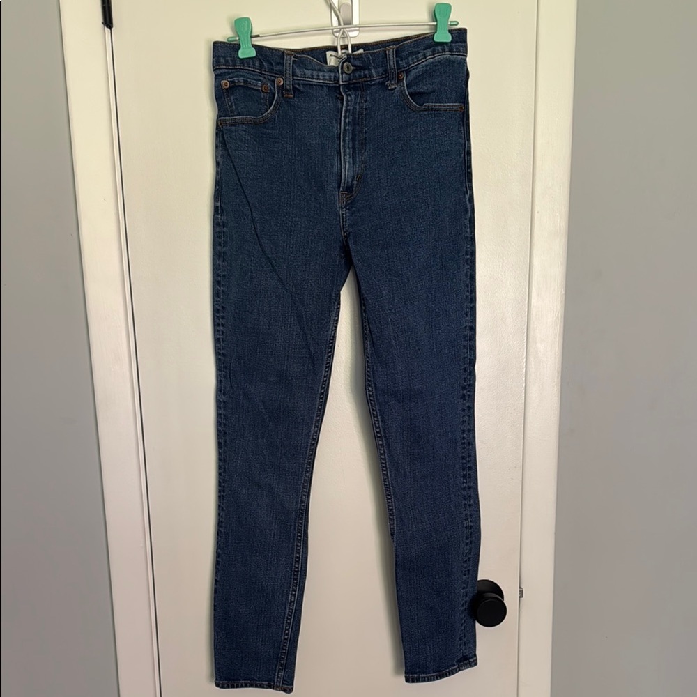 Abercrombie & Fitch The Skinny High rise dark wash jeans 28Long